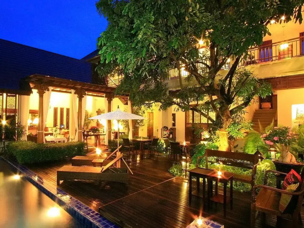 Baan Klang Wiang Boutique Hotel Chiang Mai