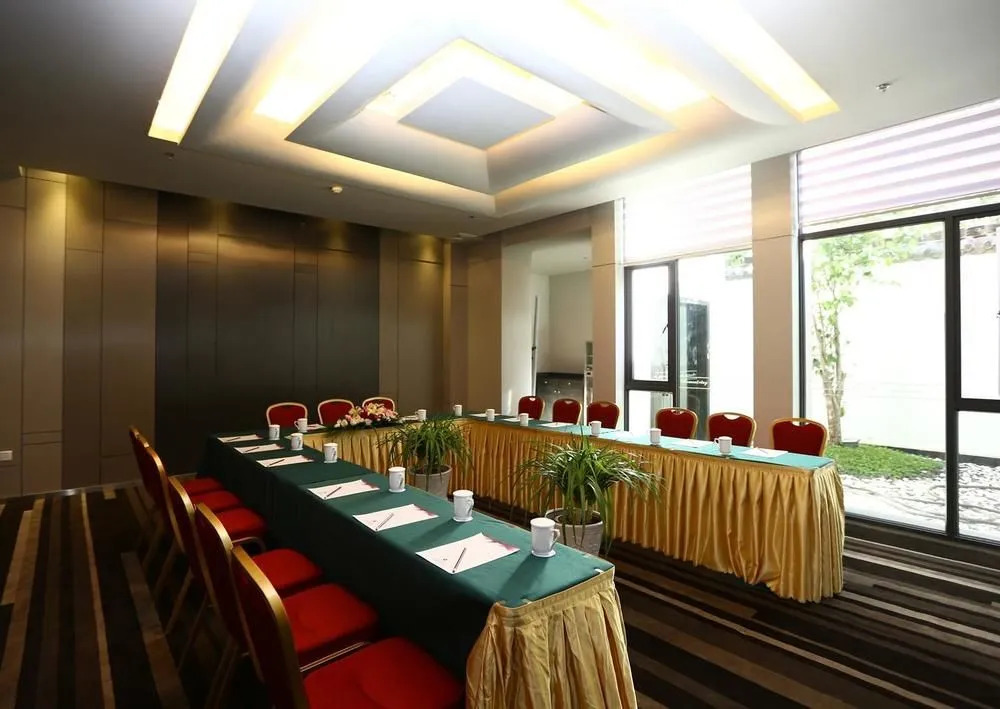 Herton Garden Hotel