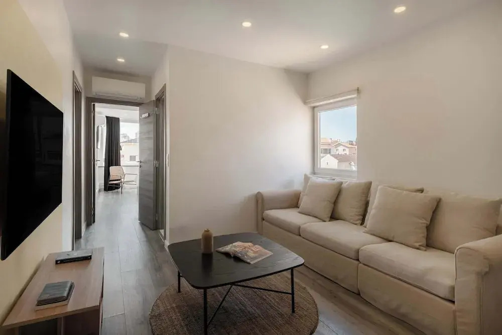 Breeze Apartment by Olala Homes