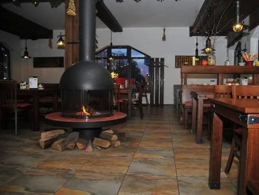 Hotel Sluneční dvůr