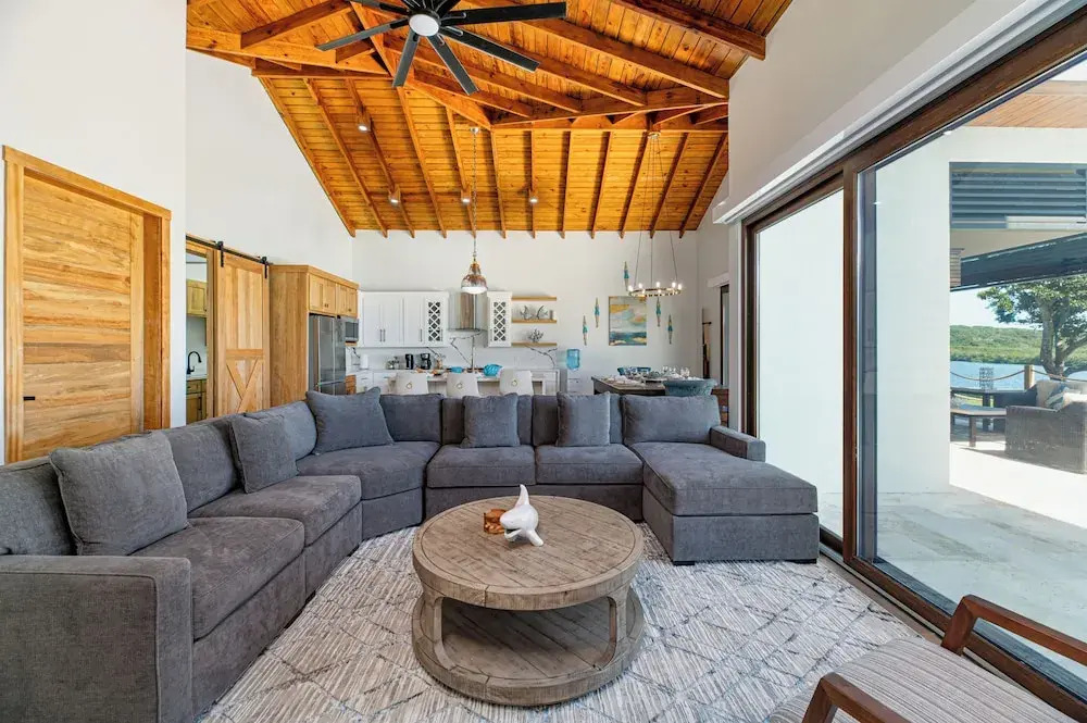 Paradise Reef Villas