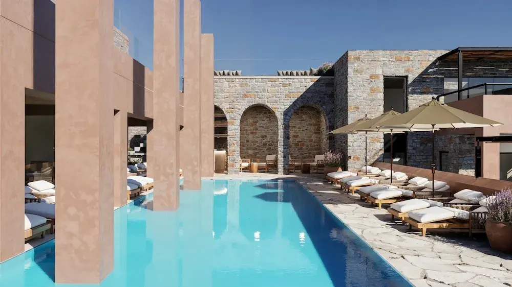 Volta Seaside Boutique Hotel