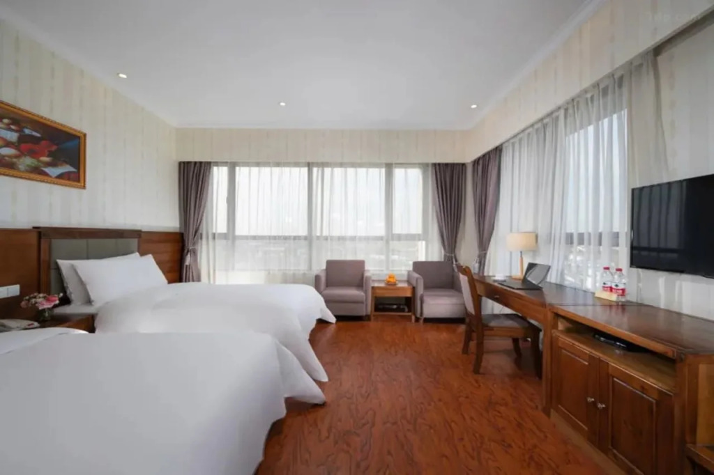 Vienna Classic Hotel (Shanghai Tinglin)