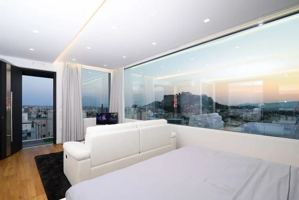 Majestic Homm Penthouse in the Heart of Plaka