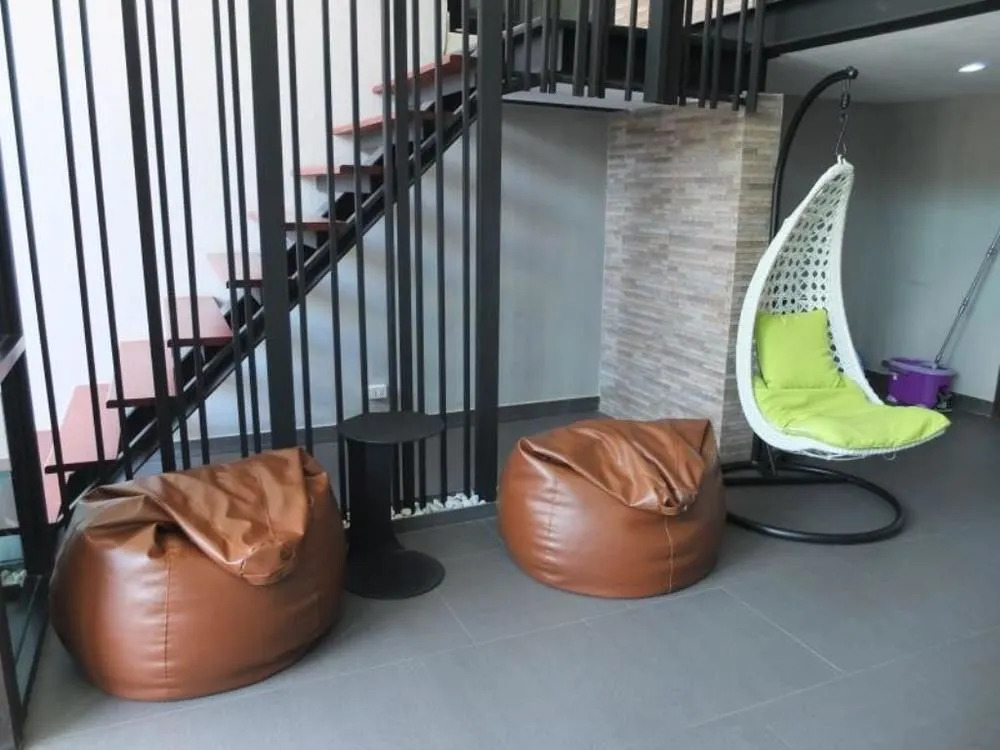 Nida Rooms Royal de Nongprue Hotel