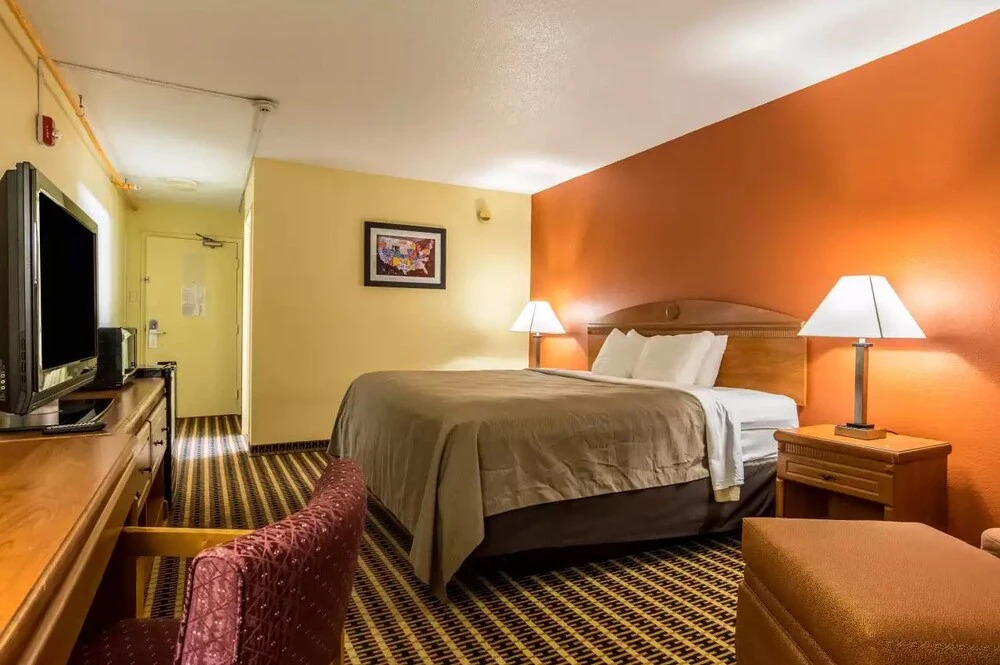 Rodeway Inn