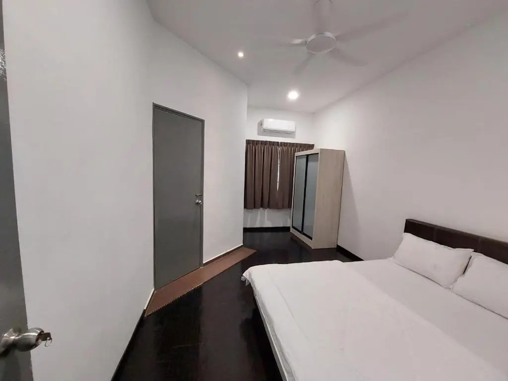 *Entire House* Flora Homestay