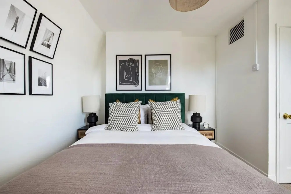 The Vauxhall Bolthole - Elegant and Bright 2bdr Flat