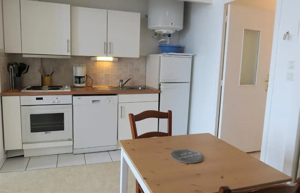 Appartement Avec Superbe Vue Mer À Tregastel - Ref 6