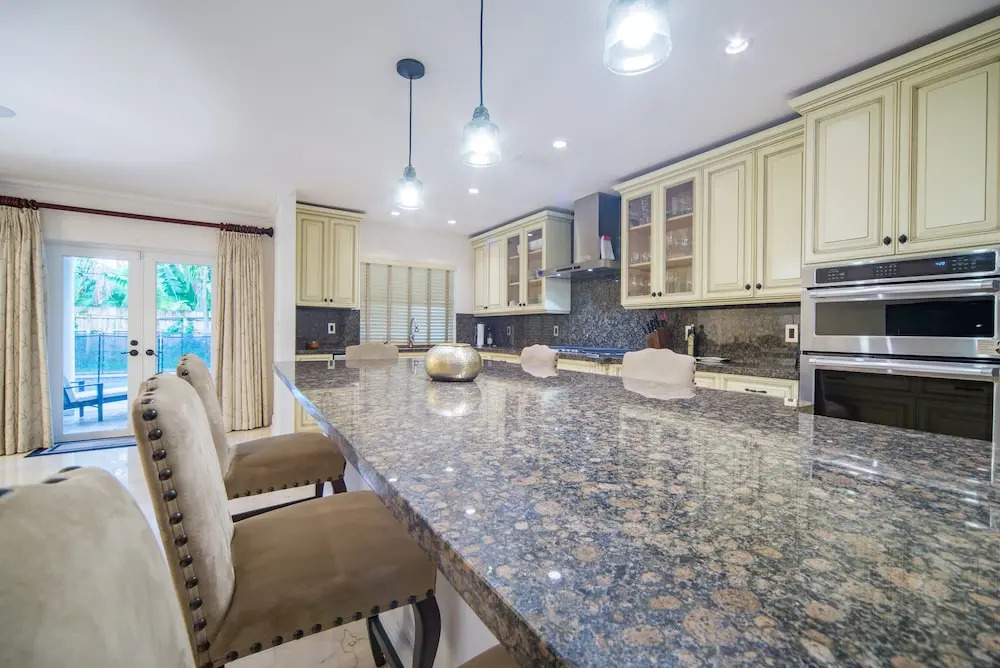 Crystal Court Estate - Four Bedroom Home