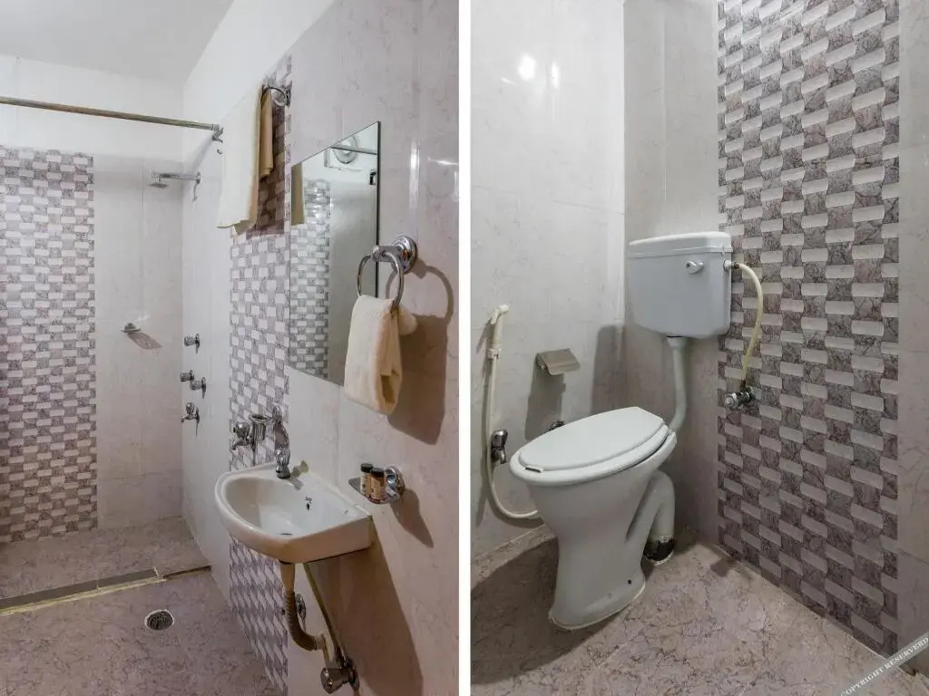 Hotel Emerald Park By OYO Rooms