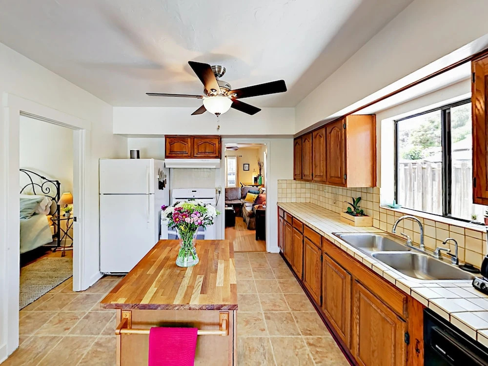 1318 Chino Street Home 2 Bedrooms 2 Bathrooms Home