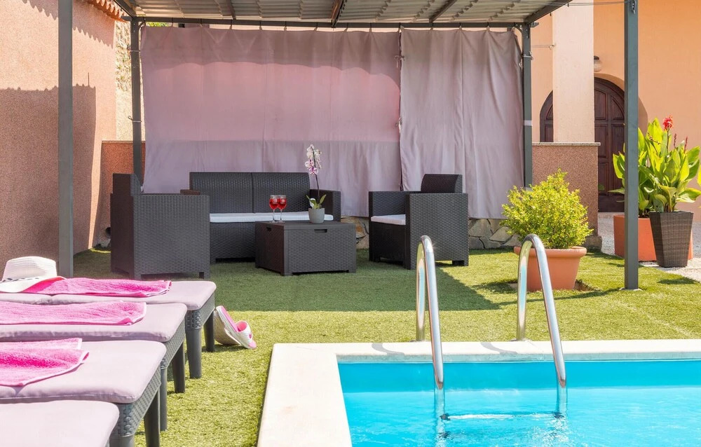 Awesome Home in Vodnjan With Wifi and 3 Bedrooms