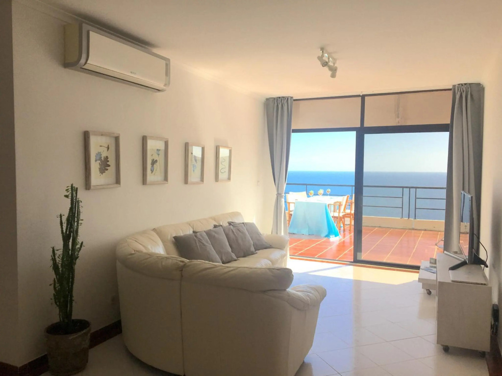 Sea View Apartment Sesimbra- Apartamento Vista Mar