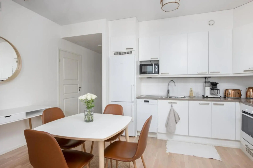 Modern apartment with sauna and free parking