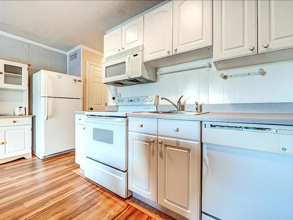 Hilton Head Beach & Tennis B114 - One Bedroom Condo