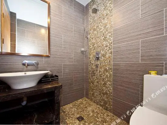 Hupan Yuejing Hotel (Fuzhou Jinshan Nongda)