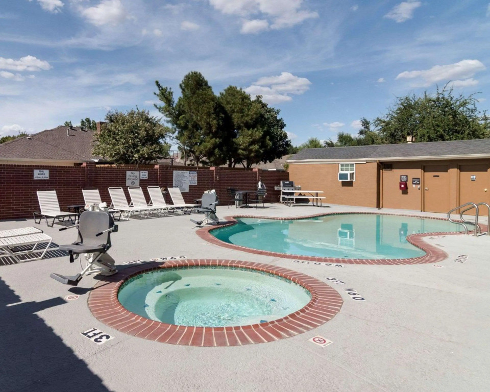 Quality Suites Midland North Loop 250
