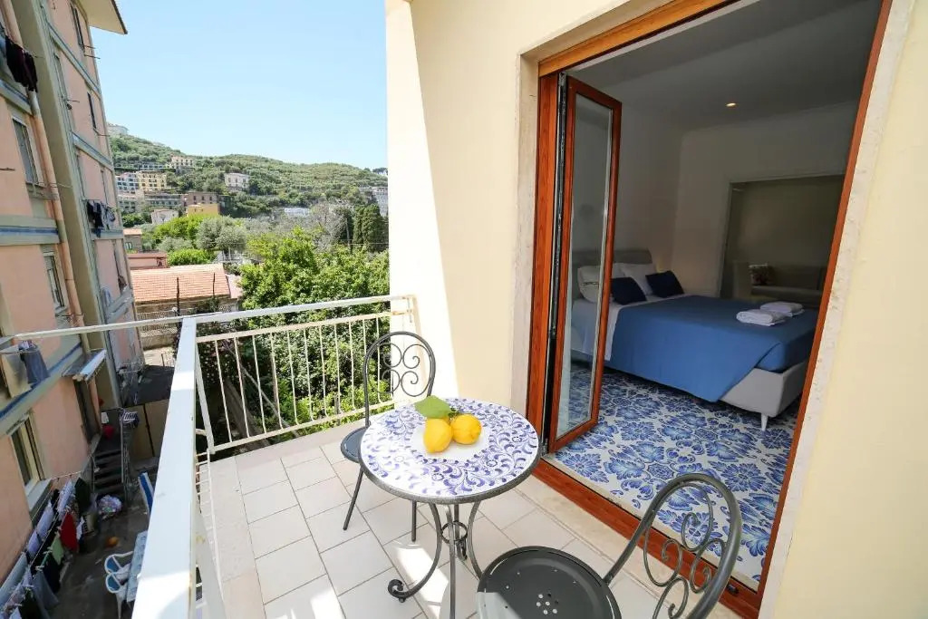 SWEET SORRENTO HOLIDAYS