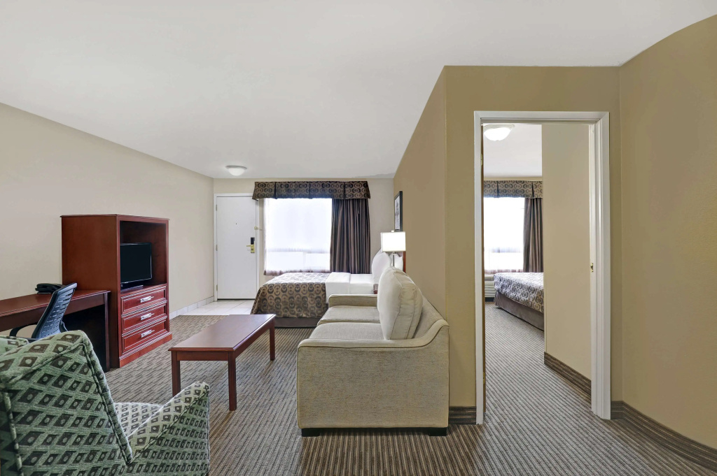 SureStay Plus Hotel by Best Western Drumheller