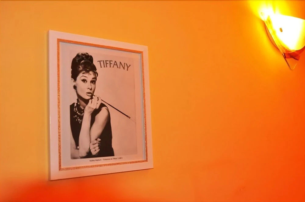 Tiffany Roma Suite