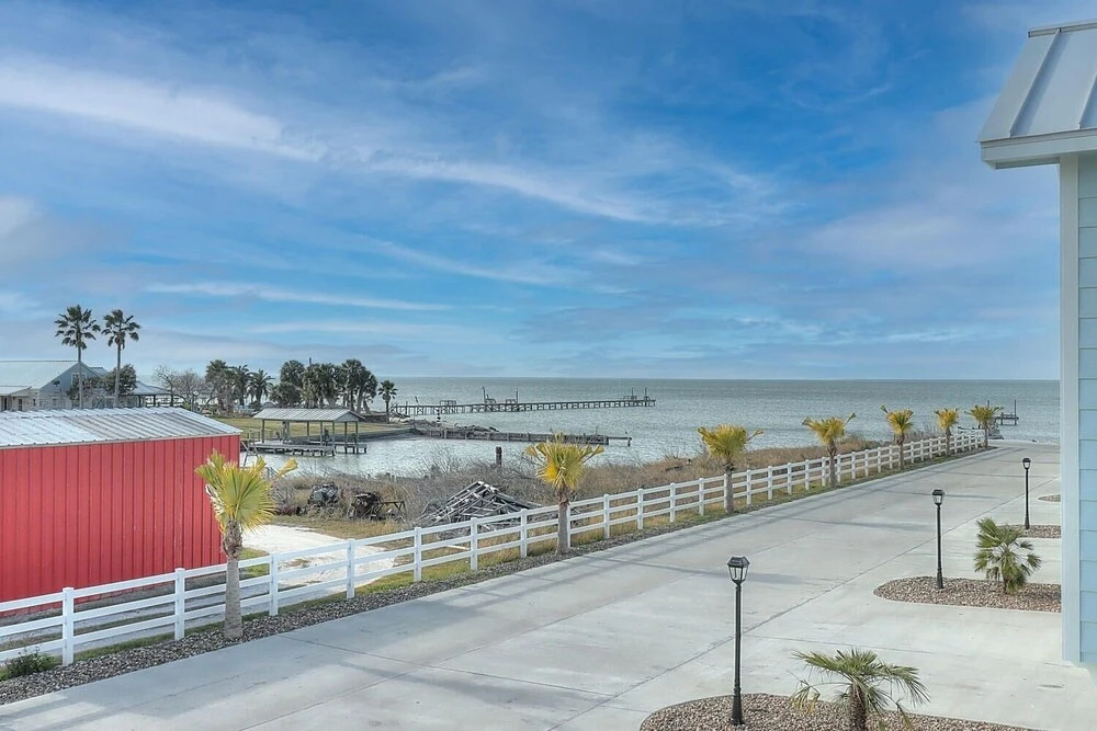 Copano Shores Seaside Paradise Home by Redawning