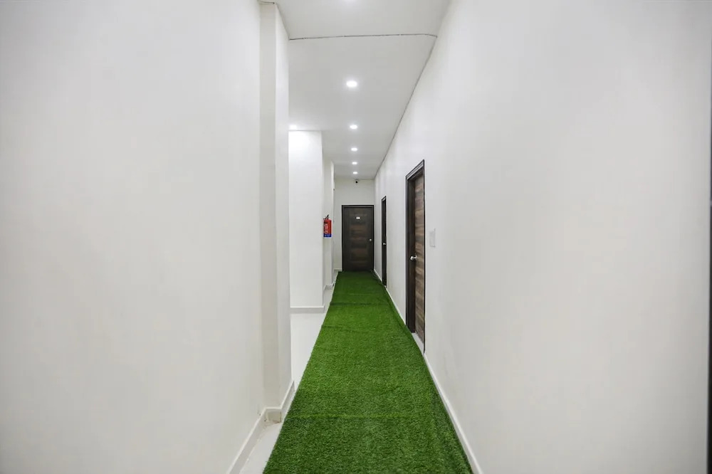 FabHotel Frolic Luxury Stay