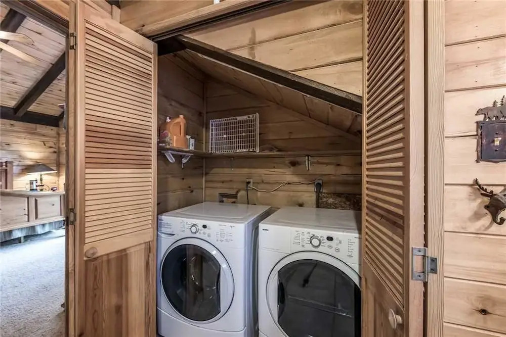 Antler Mountain Lodge - Four Bedroom Cabin