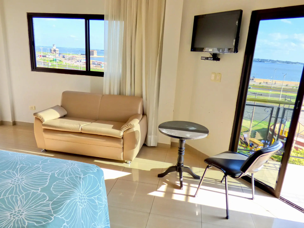 De La Costa Hotel