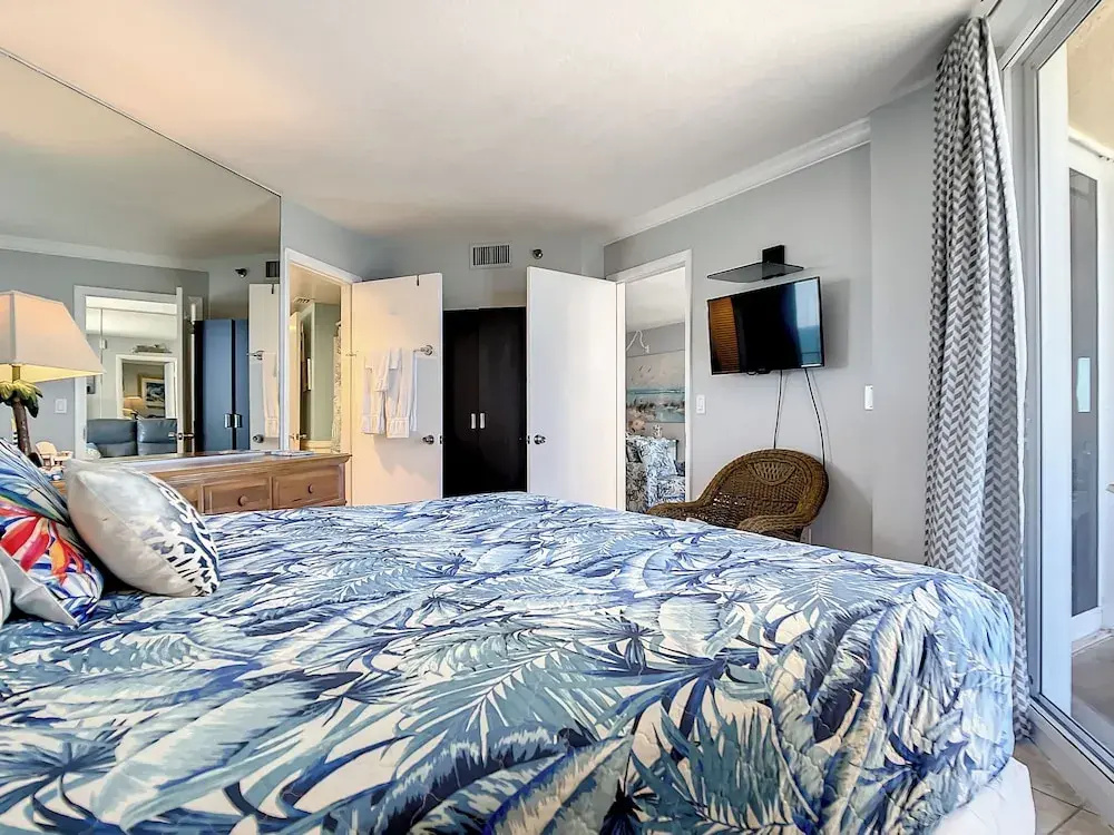 Oceania Beach Club 805