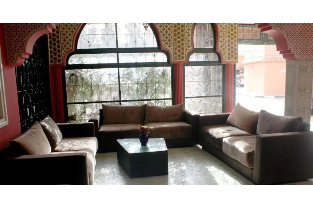 Hotel Al Bassatine