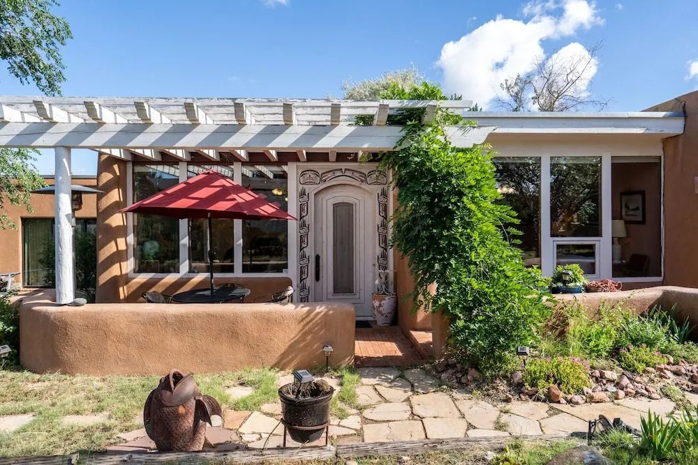 Santa Fe Fashion Designer's Home