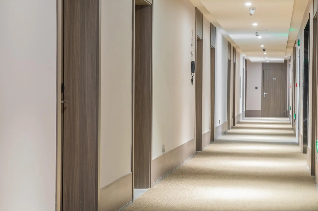 Hanting Hotel Ding'an County Renmin Hospital