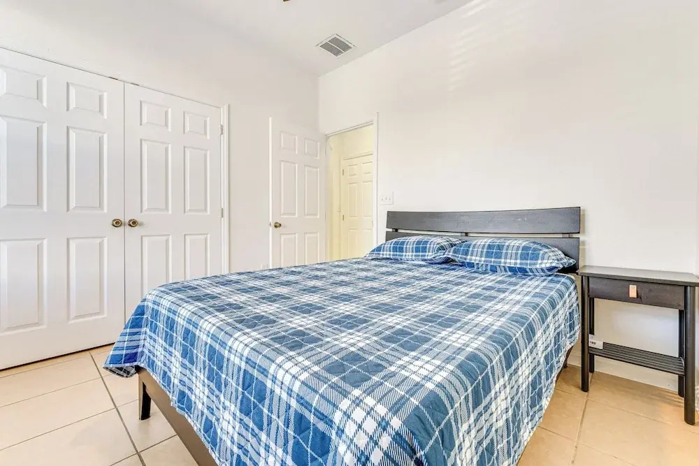 Pool, Hot Tub & Theatre Access: Kissimmee Gem