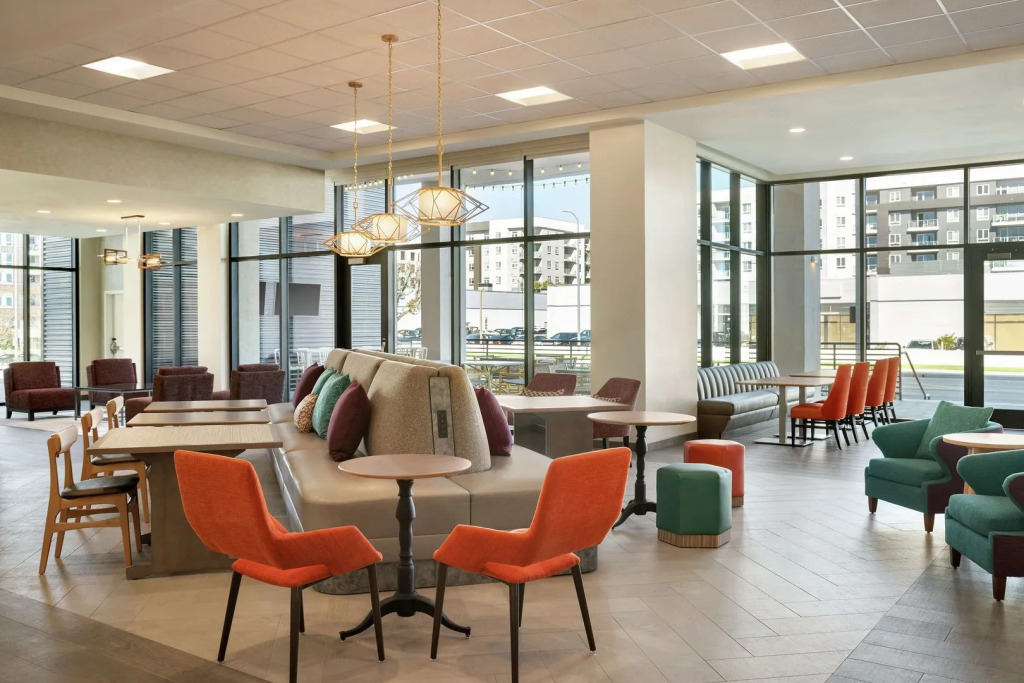 Home2 Suites By Hilton Woodland Hills Los Angeles