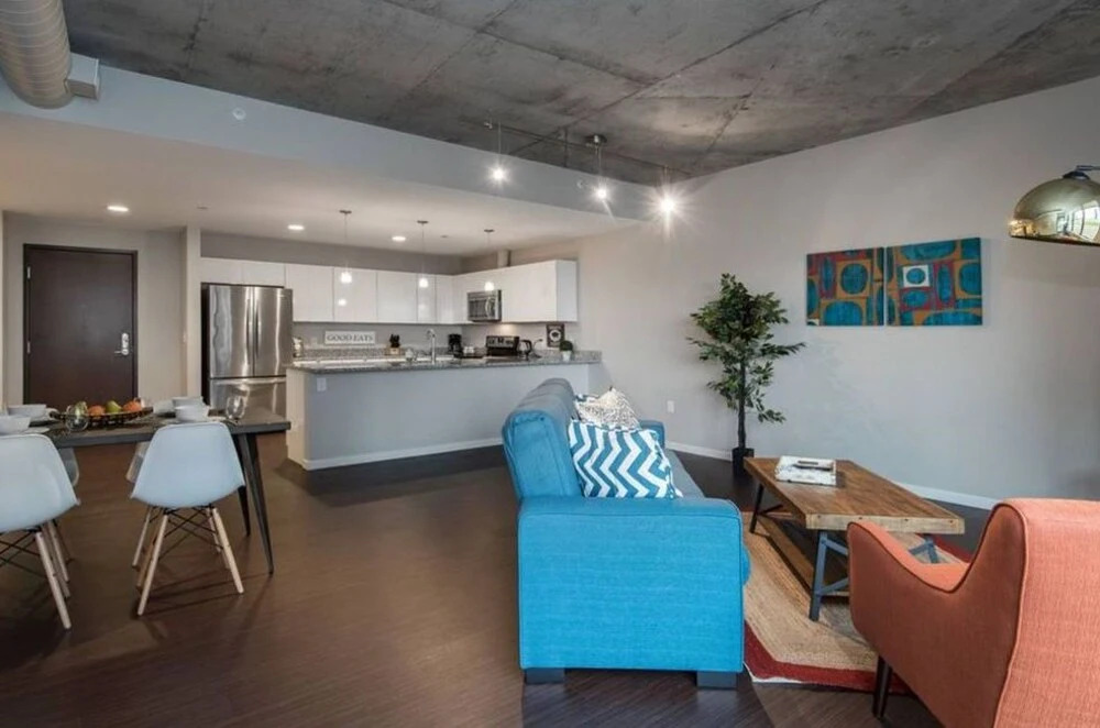 Apartments At 1055 Old River Road