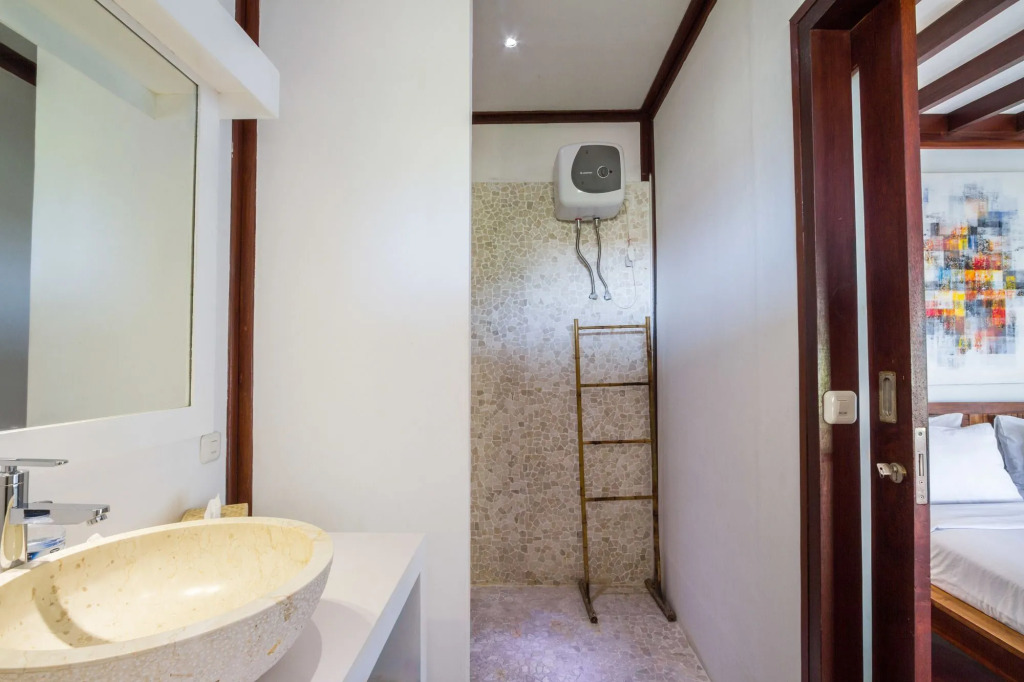 Villa Martine - Fantastic 5BR Villa - Perfect Location in Seminyak