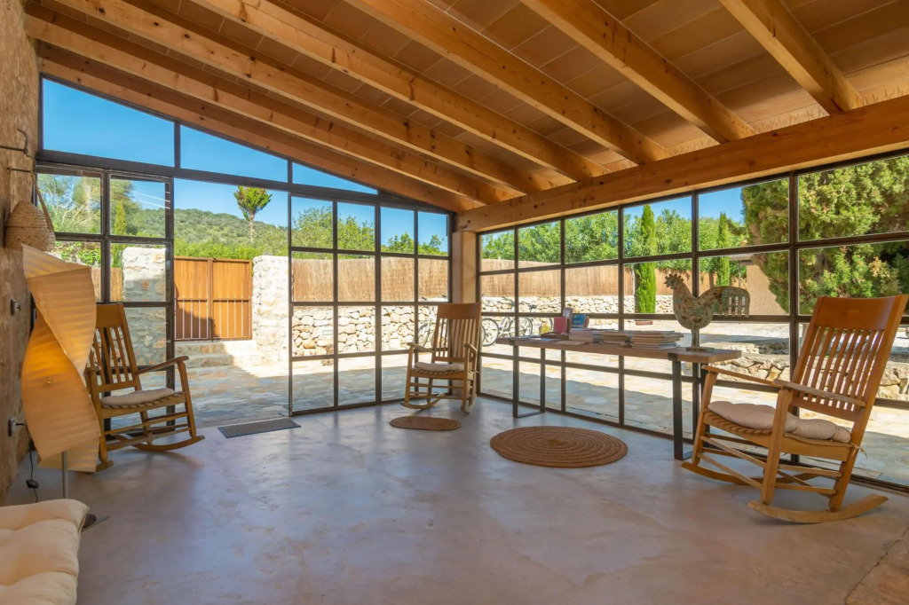 CAN PRIM 6 - Stunning villa with private pool, paradisaical  exteriors and the beach just 7 km away. Free WiFi