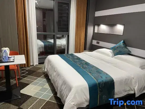 Xifeng Yunxian Hotel