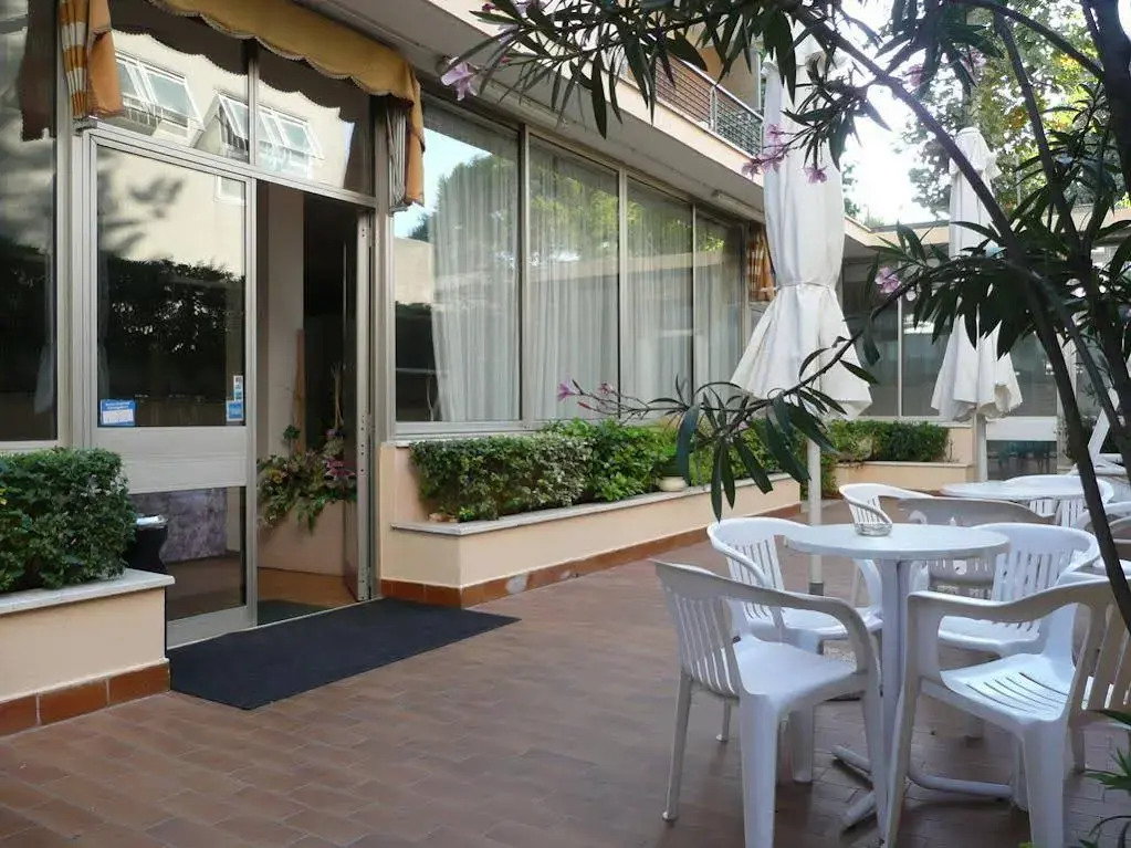 Hotel Pupa