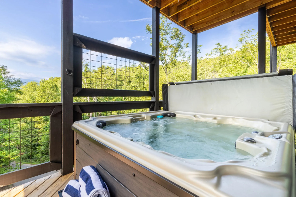Rambling Ridge Lodge Endless Amenities Fun Indoor Pool Hot Tub A Arcade Game Room