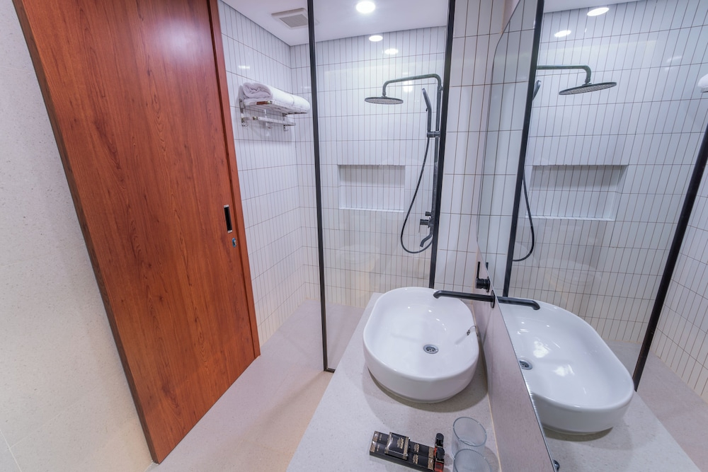 JW Home Boutique Hotel Cirebon, Azana Hotels Collection