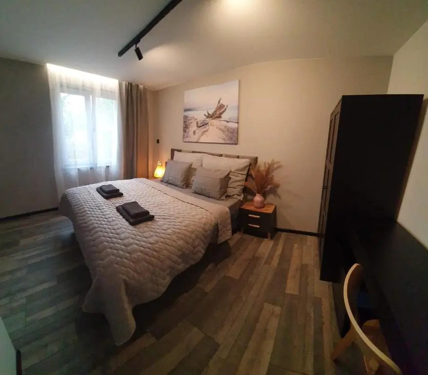 Cicha4 Apartments