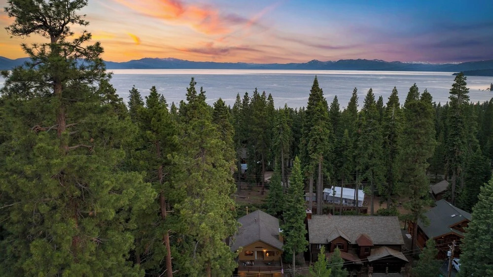 Wildwood by Avantstay Hot Tub, 5mins to Lake