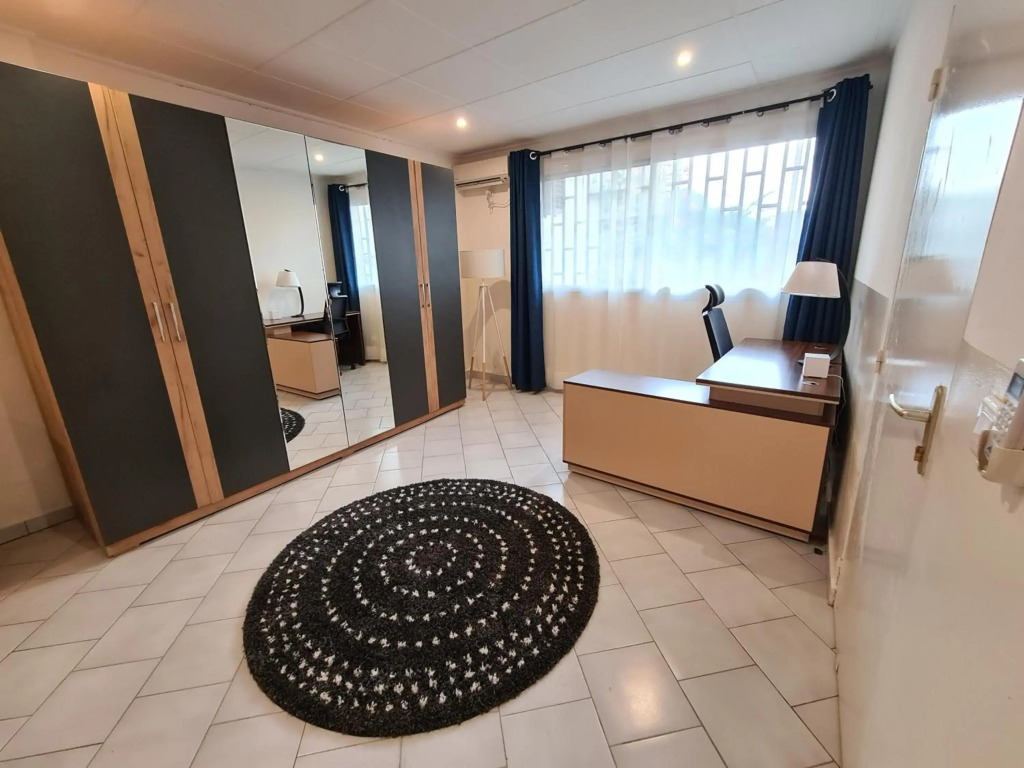 Sompteuse villa avec piscine à 5 min de la plage