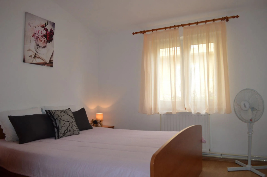 Apartment Tome - sea view : A1 Tisno, Island Murter