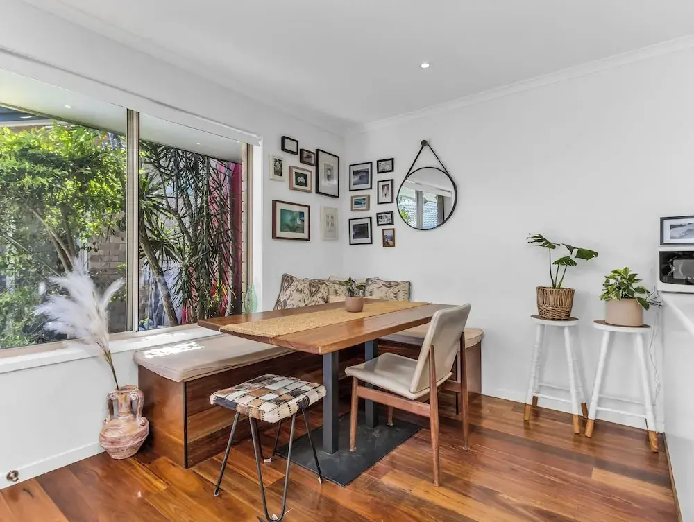 Kirra Shores Coastal Hideaway