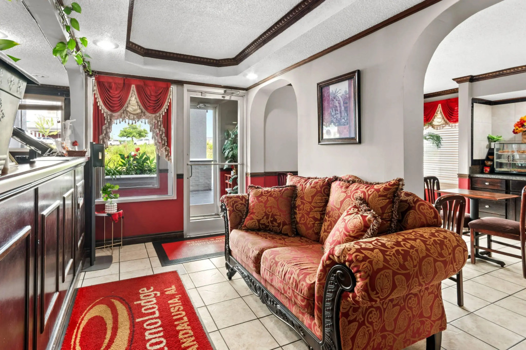 Econolodge