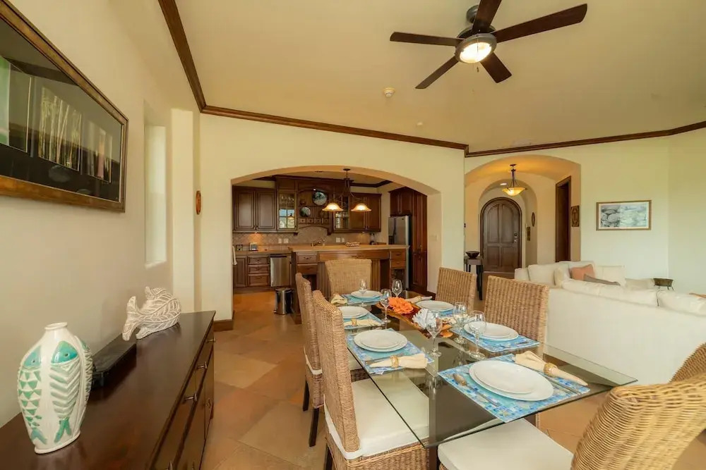 Montebello 2E 3bdrm 3bath Ocean View