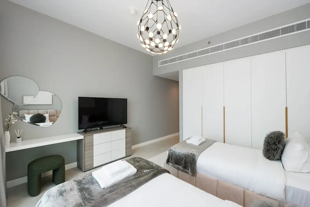 Stylish JBR 3BR M w Beach Access
